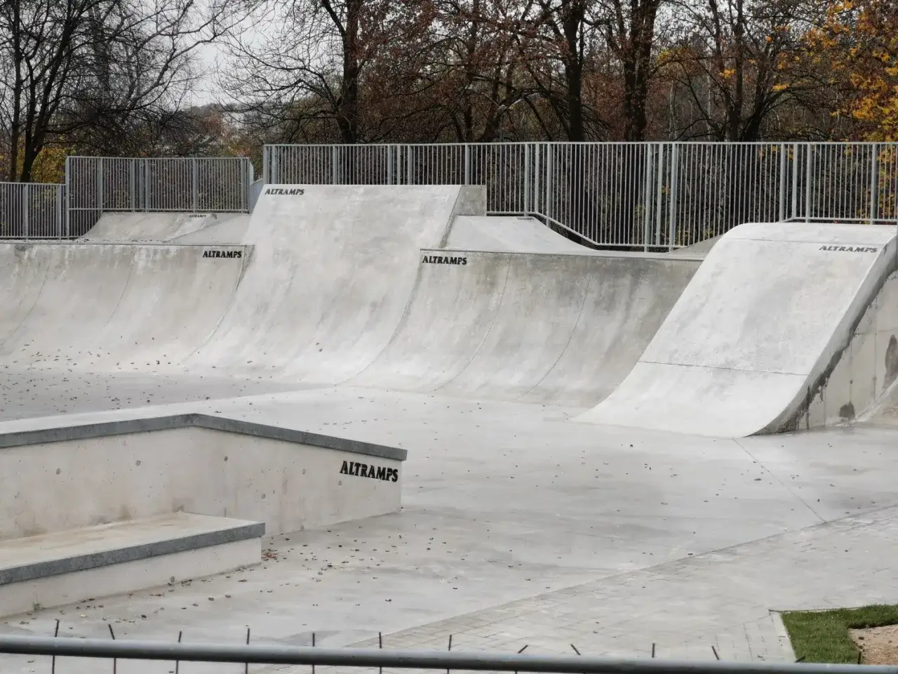 Skatepark Chrzanów: Nowoczesne atrakcje i nadchodzące wydarzenia