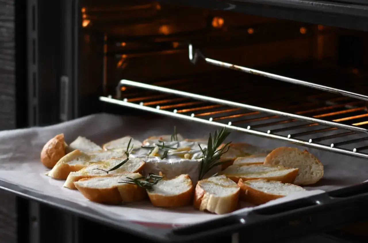 Jak długo nagrzewa się piekarnik do różnych temperatur - pełny poradnik