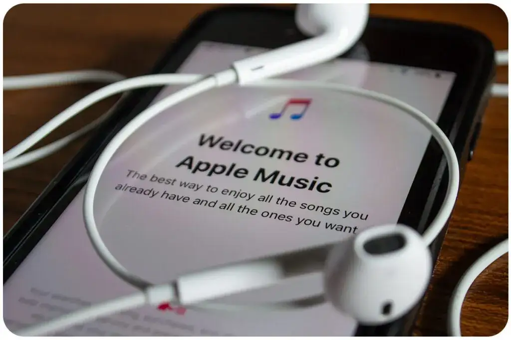 Apple music czy spotify co lepsze? uniknij złego wyboru teraz