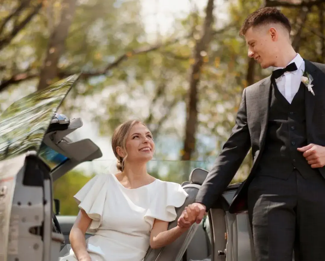 Wynajem limuzyny – jak zorganizować luksusowy transport?