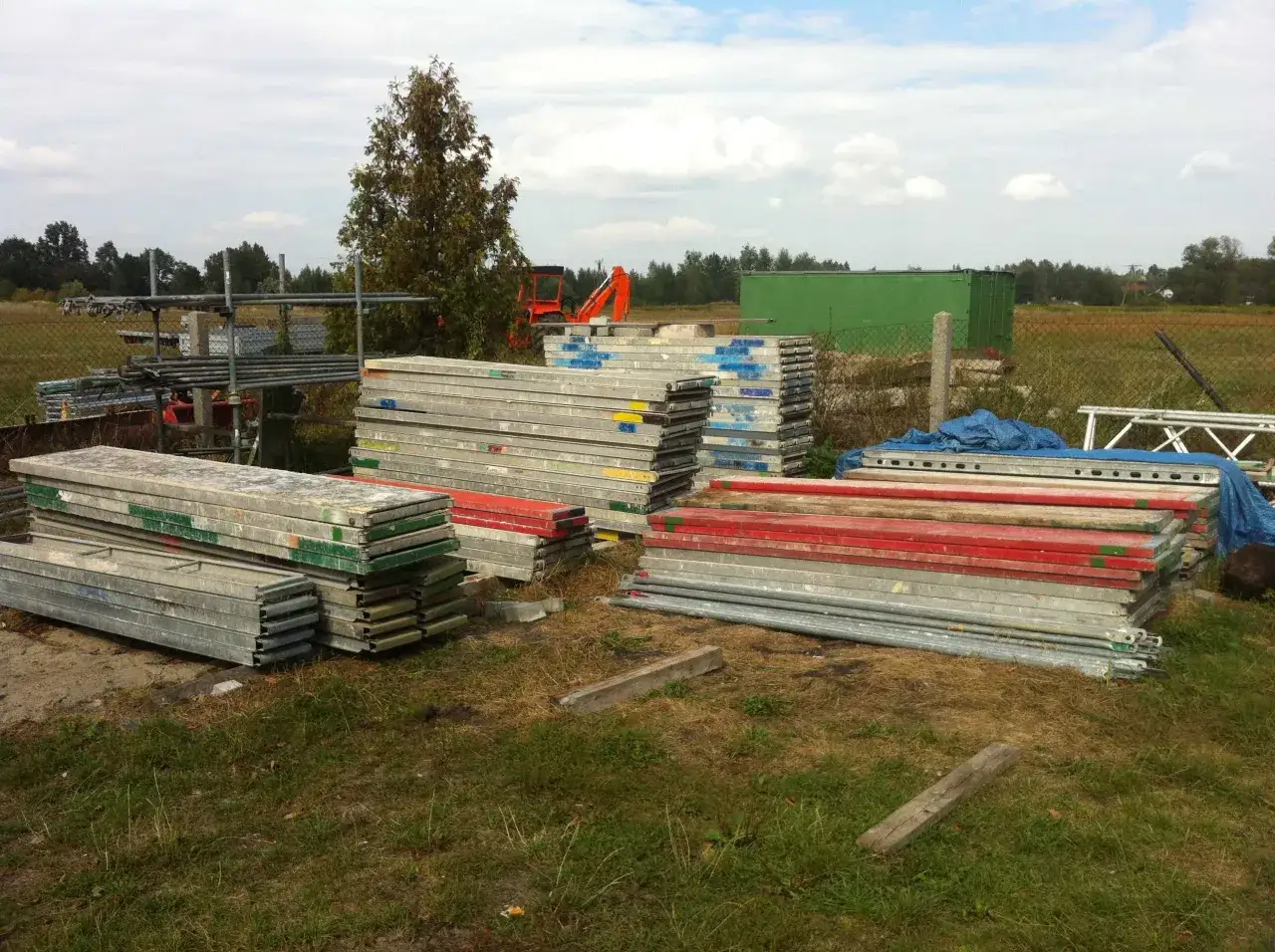 Gdzie znaleźć tanie rusztowanie elewacyjne używane na OLX?