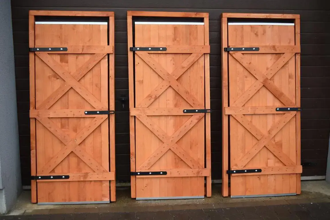 Jakie drzwi piwniczne wybrać: najważniejsze cechy i rodzaje zabezpieczeń