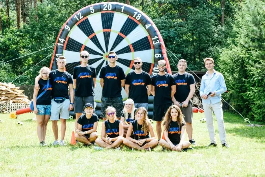 Skuteczne zajęcia integracyjne, które zburzą bariery i połączą ludzi w grupie