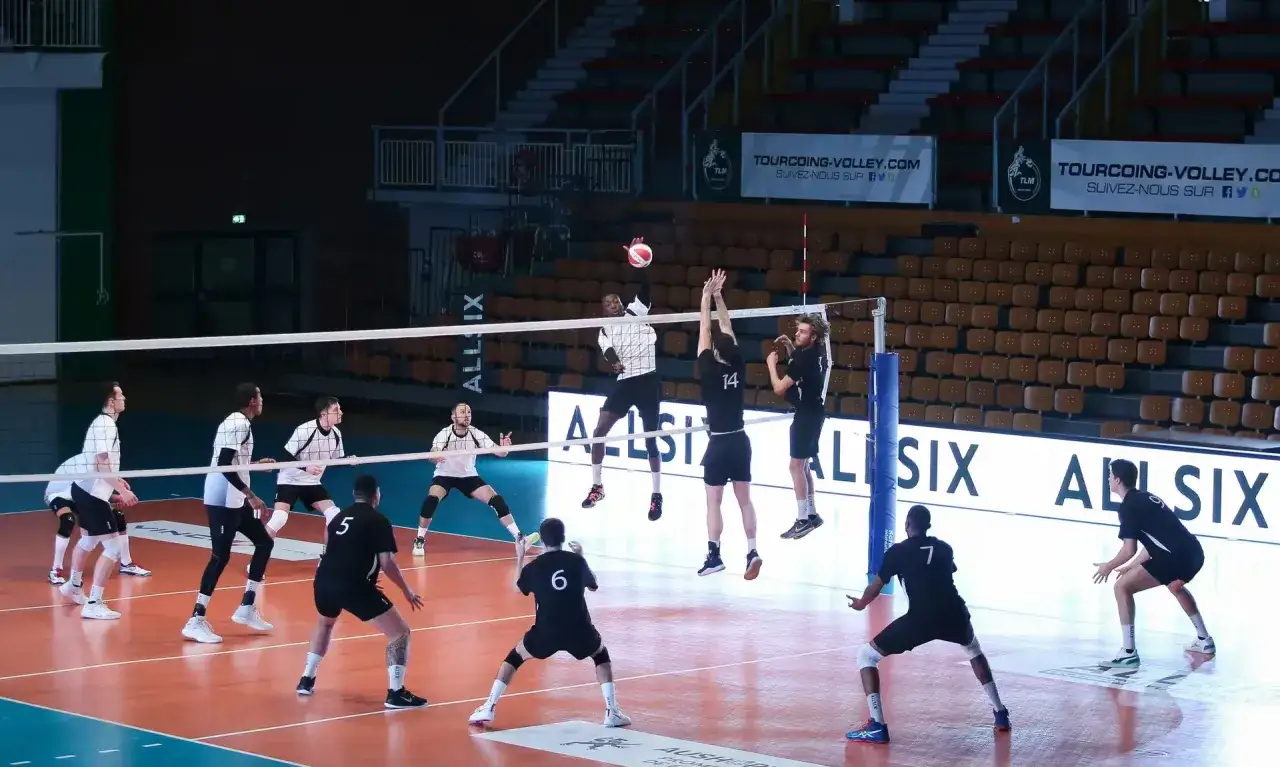 Ustawienia siatkarskie: poznaj zasady rotacji i pozycje zawodników