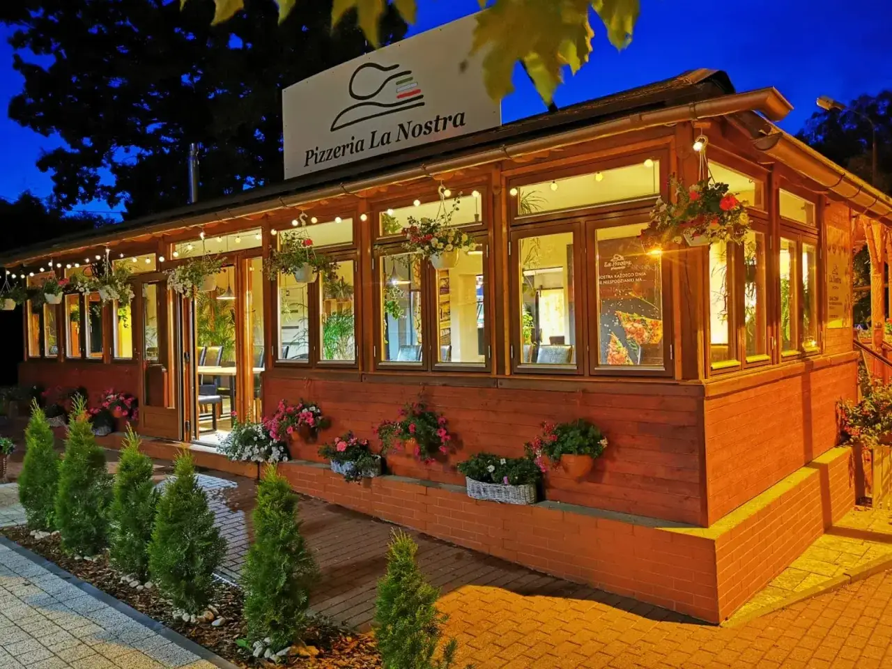 Gdzie w Kudowie-Zdroju zjesz pizzę, która przeniesie Cię do Włoch?