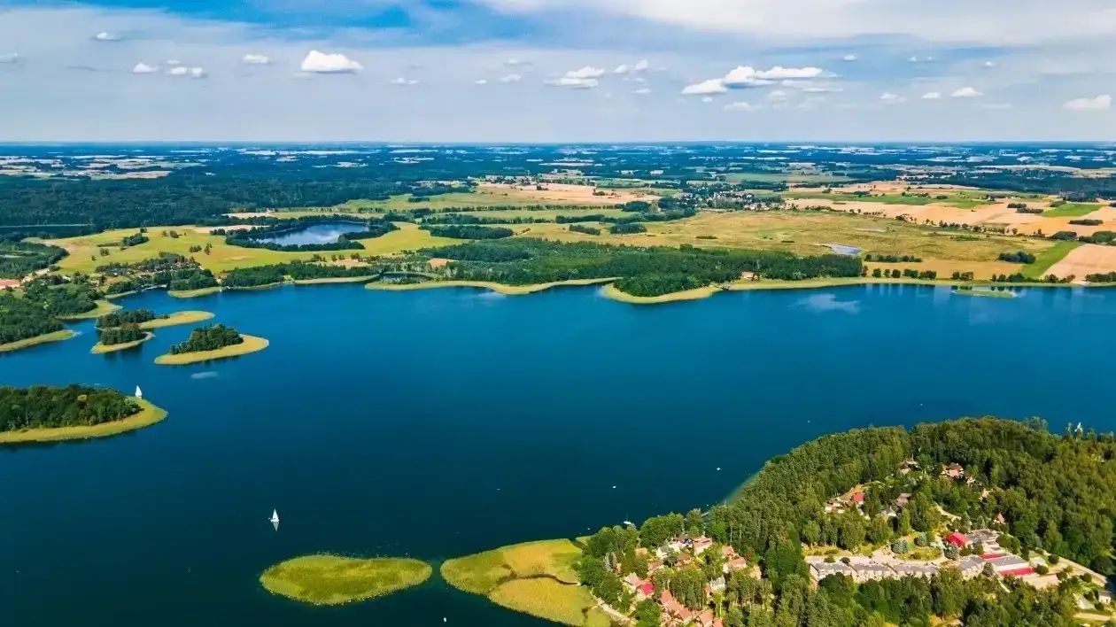 Jezioro Narie – piękne miejsce na wypoczynek i rekreację w Polsce