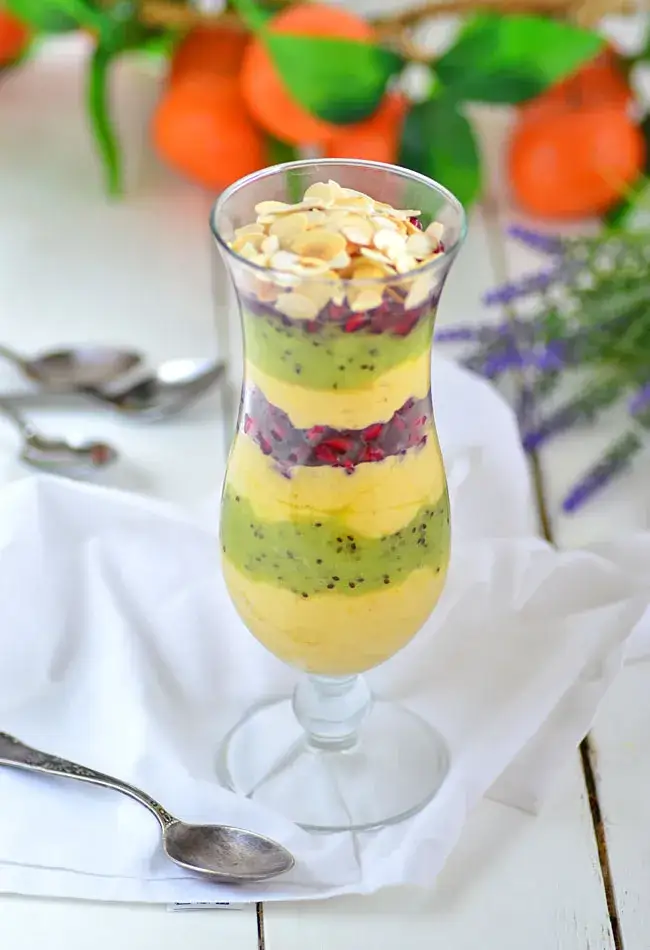 Jak zrobić dietetyczne lody: 7 prostych przepisów na fit deser