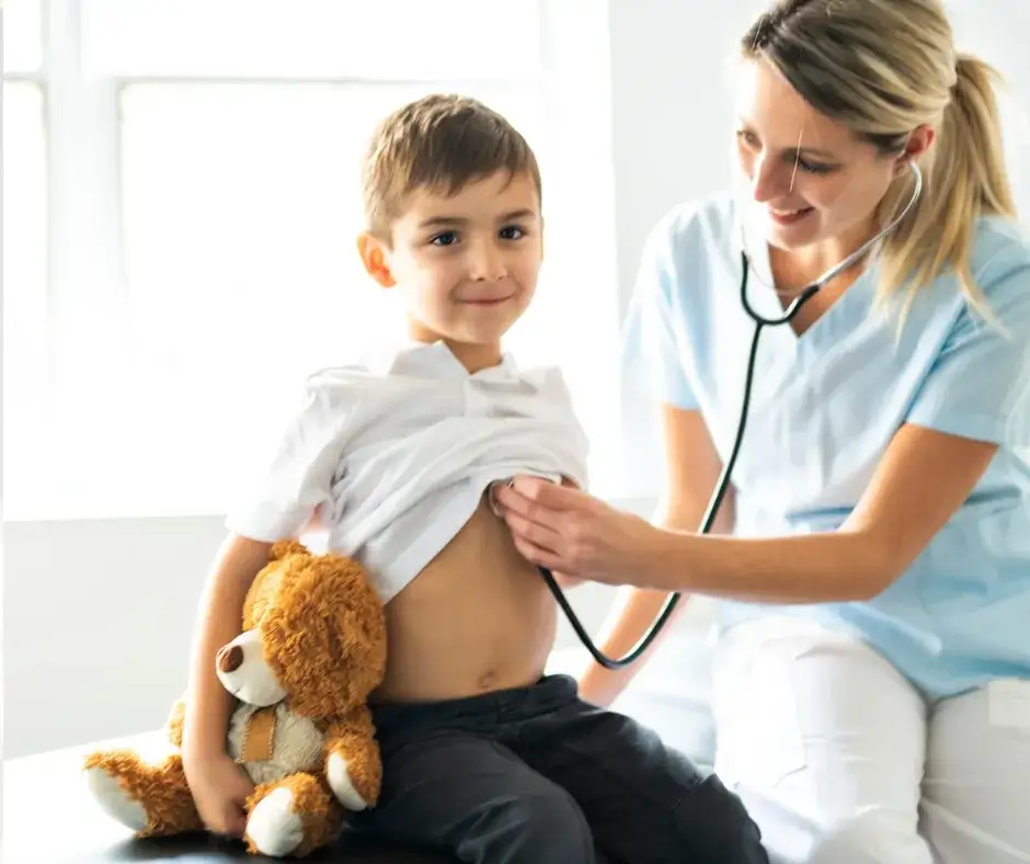 NNW szkolne a szpital: Czy polisa pokryje pobyt dziecka?