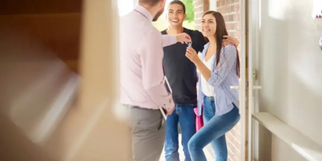 Uważaj! Kluczowe błędy przy umowie najmu mieszkania, które mogą cię drogo kosztować