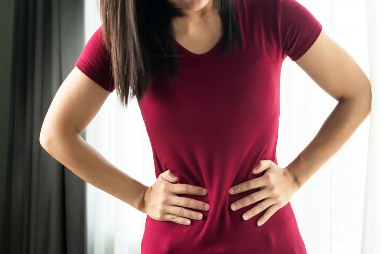 Leniwe jelito: objawy, przyczyny. Jak skutecznie je obudzić?