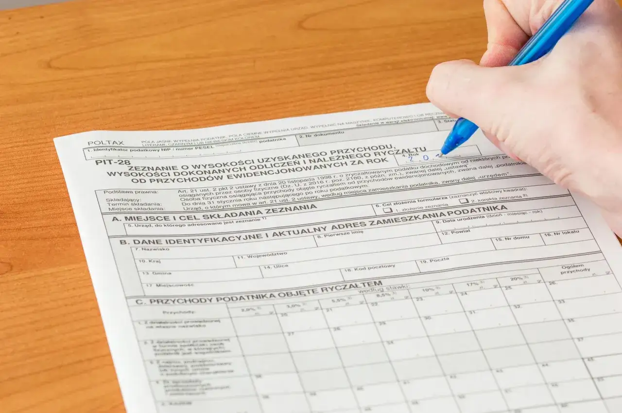 Nie płać podatku od wynajmu! Legalne sposoby i pułapki