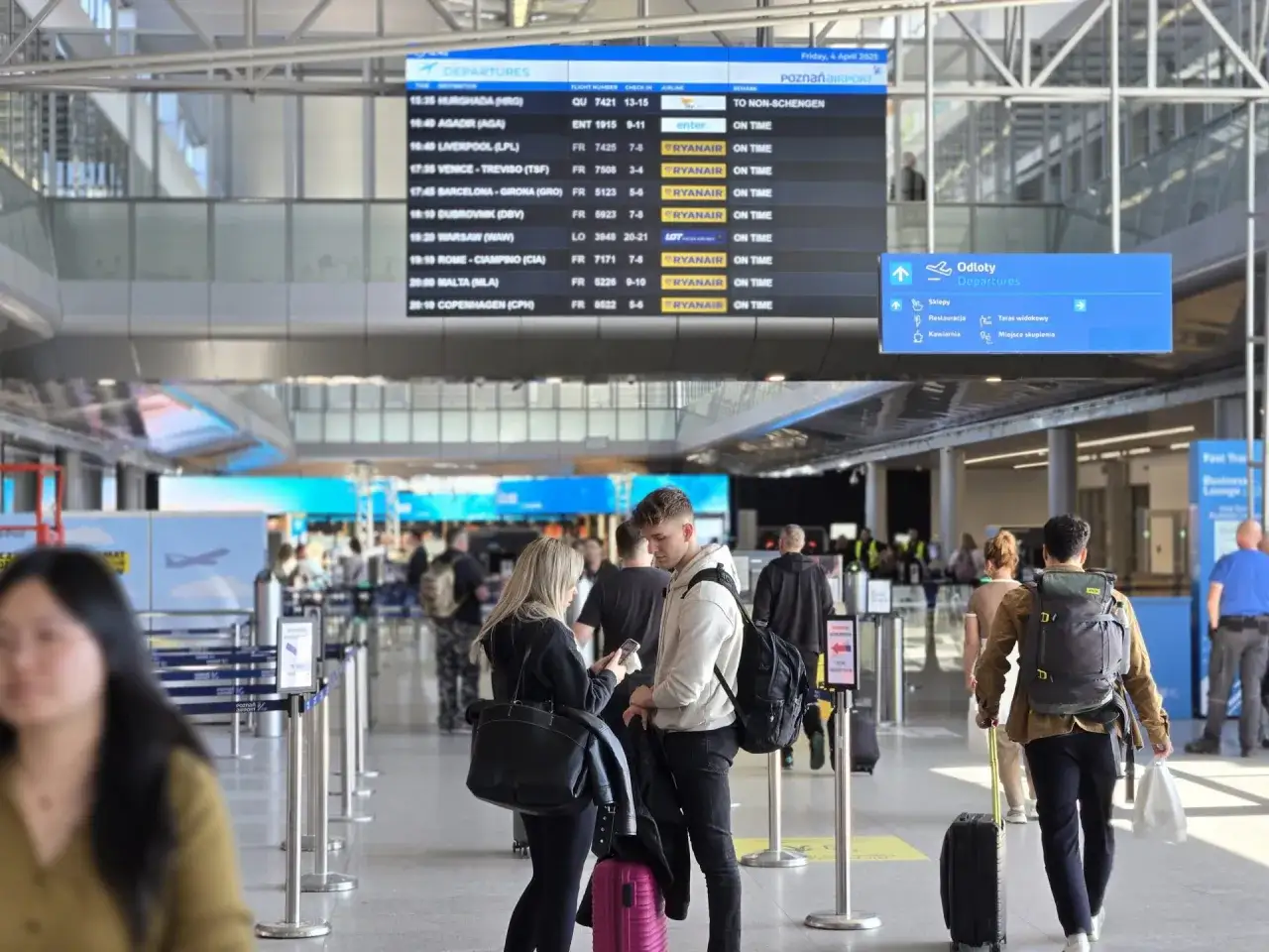 Czy Poznań ma lotnisko? Odkryj wszystkie ważne informacje teraz