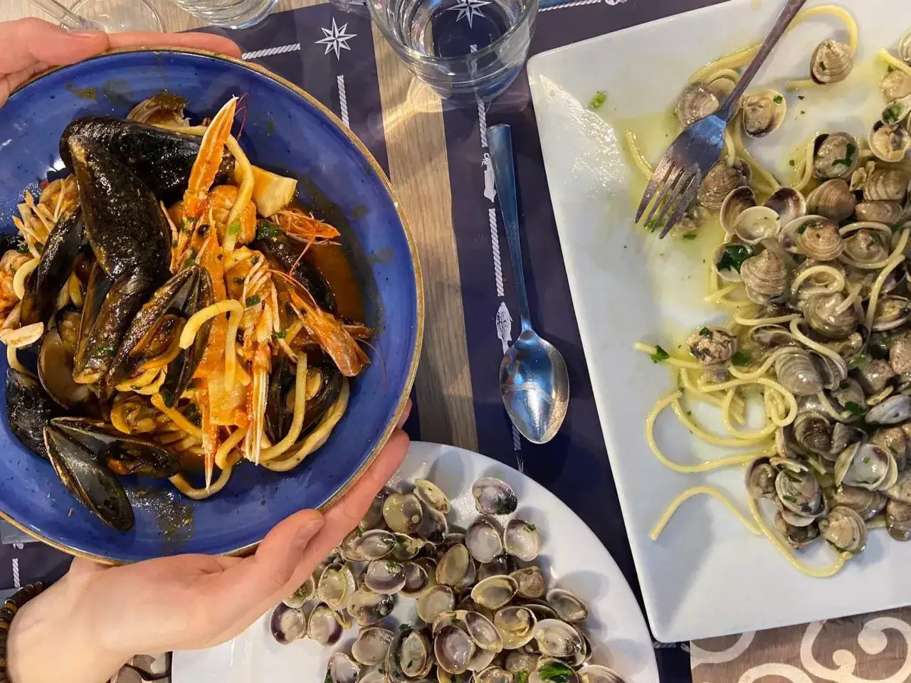 Gdzie zjeść w Mediolanie? Najlepsze restauracje i knajpki [2022]