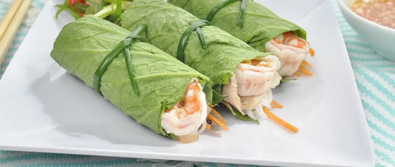 Ile kalorii ma sajgonka z warzywami? Zaskakujące wartości odżywcze