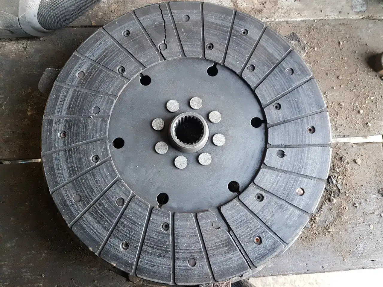 Jak założyć tarcze sprzęgła ursus c-385 - uniknij najczęstszych błędów