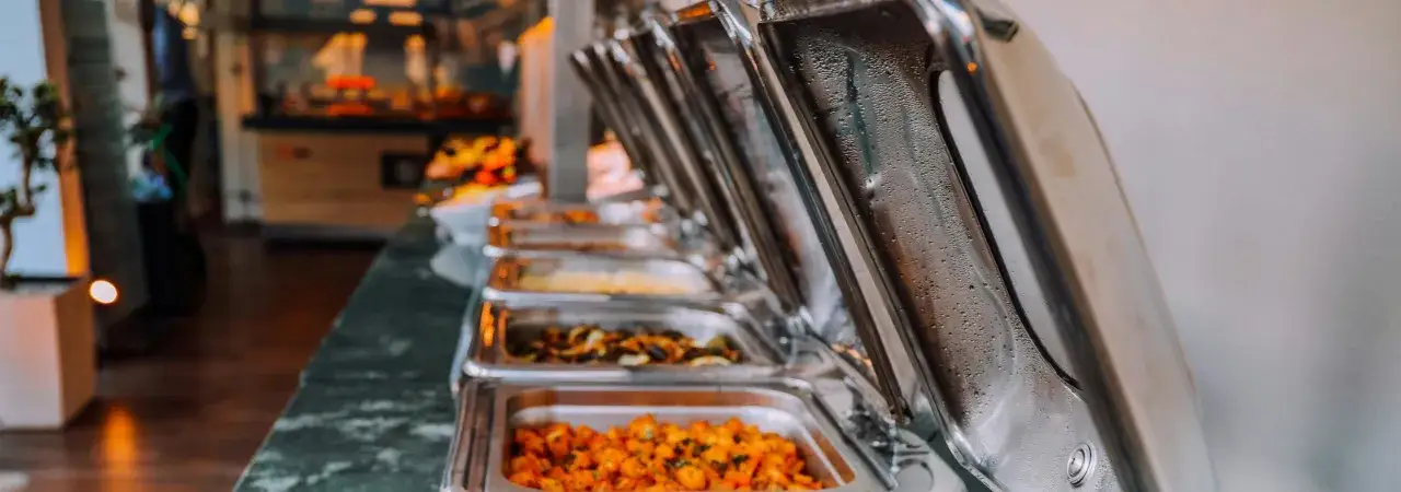 Czy od cateringu odliczysz VAT? Rozróżnij gastronomię!