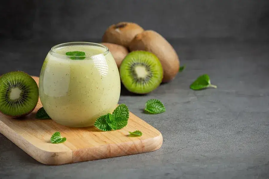 Jak zrobić detox odchudzający, aby skutecznie schudnąć bez głodówki