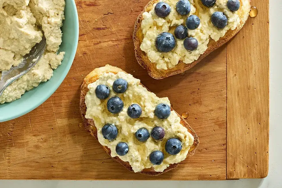 Czy twaróg tuczy? Jak jeść, by schudnąć, a nie przytyć!