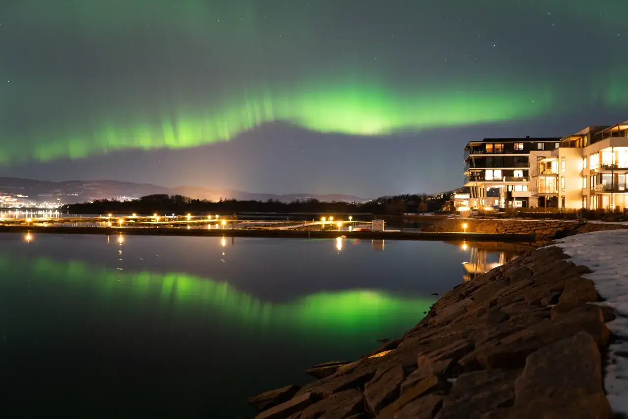 Gdzie zobaczyć zorzę polarną w Bergen? Najlepsze lokalizacje i porady!