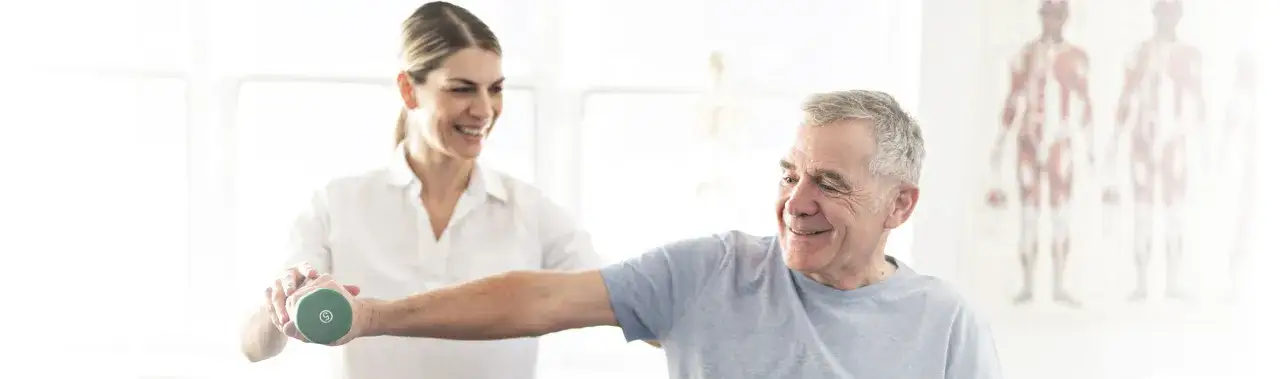 Czym się różni rehabilitacja dzienna od ambulatoryjnej? Kluczowe różnice