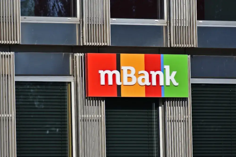 Jak zlikwidować konto w mBank i uniknąć niepotrzebnych opłat
