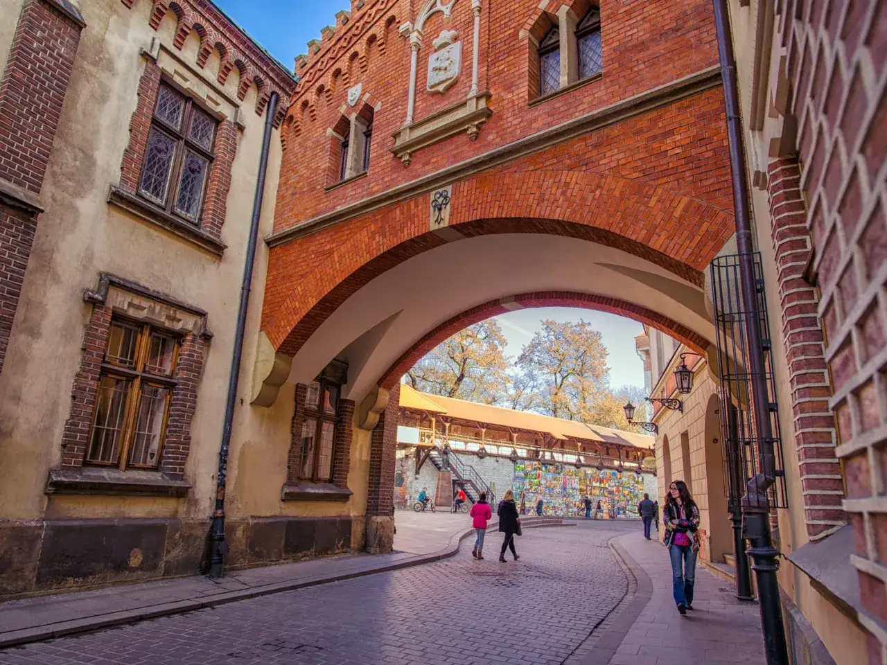 Kraków: Odkryj jego magię! Atrakcje, plany i praktyczne porady