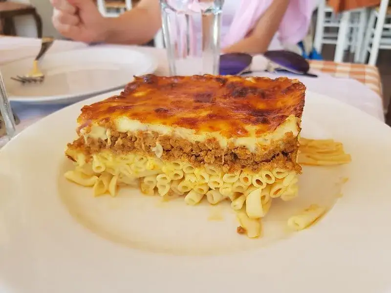 Co warto zjeść w Grecji: najlepsze dania i lokalne przysmaki, których nie możesz przegapić