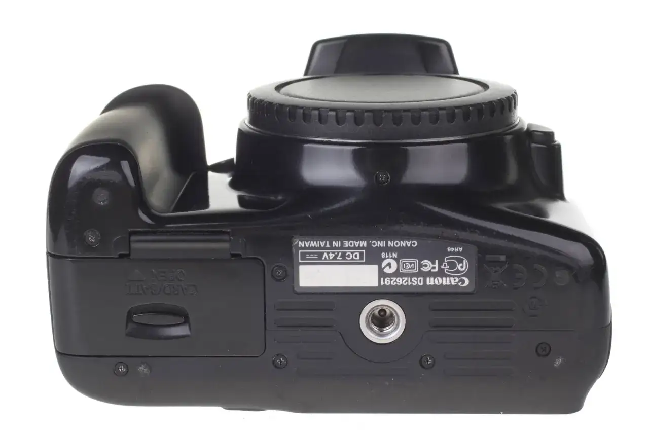 Lustrzanka body Canon EOS 1100D - idealny wybór dla początkujących