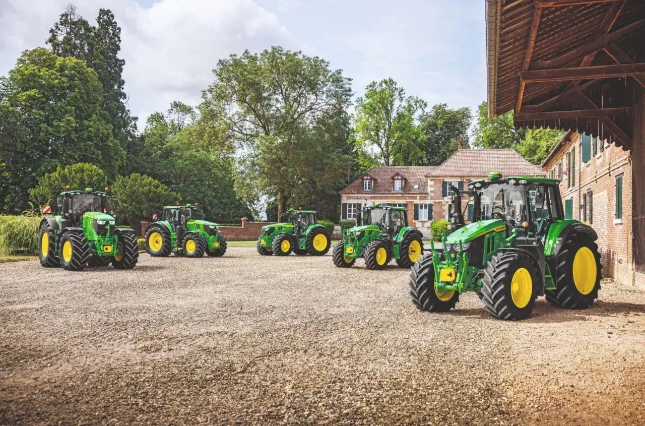 Ciągnik leśny: Jak wybrać? Kluczowe cechy, modyfikacje, porady eksperta