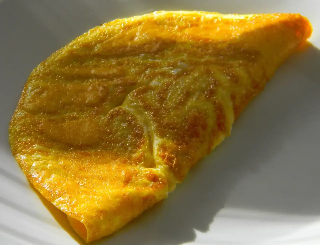 Ile kcal ma omlet z 2 jajek? Sprawdź, co warto wiedzieć o kaloriach