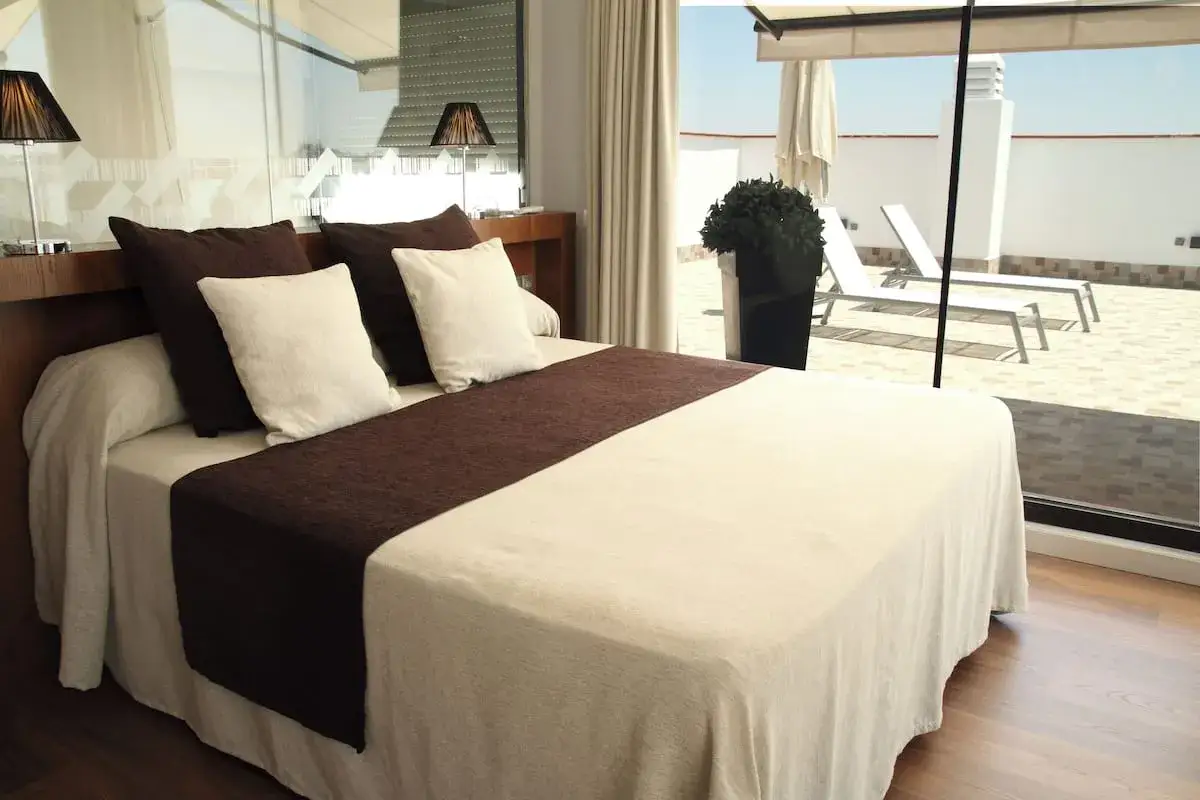 Hotel Paco Sevilla: ubicación ideal, servicios destacados y opiniones reales