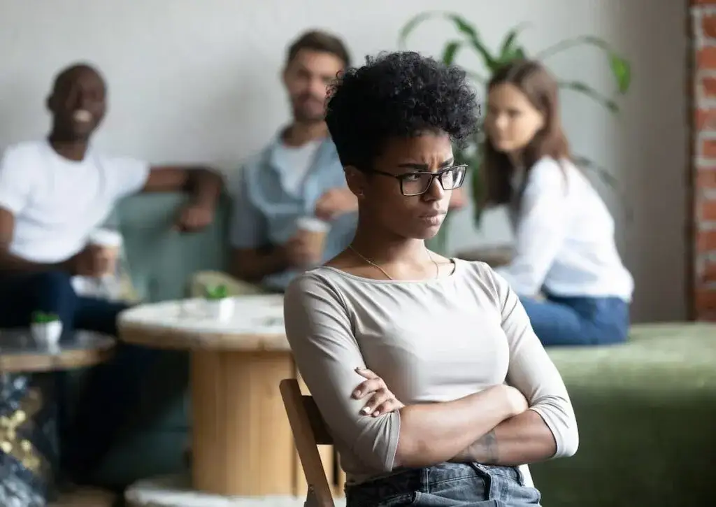 Jak leczyć fobię społeczną samemu i pokonać lęk w prosty sposób