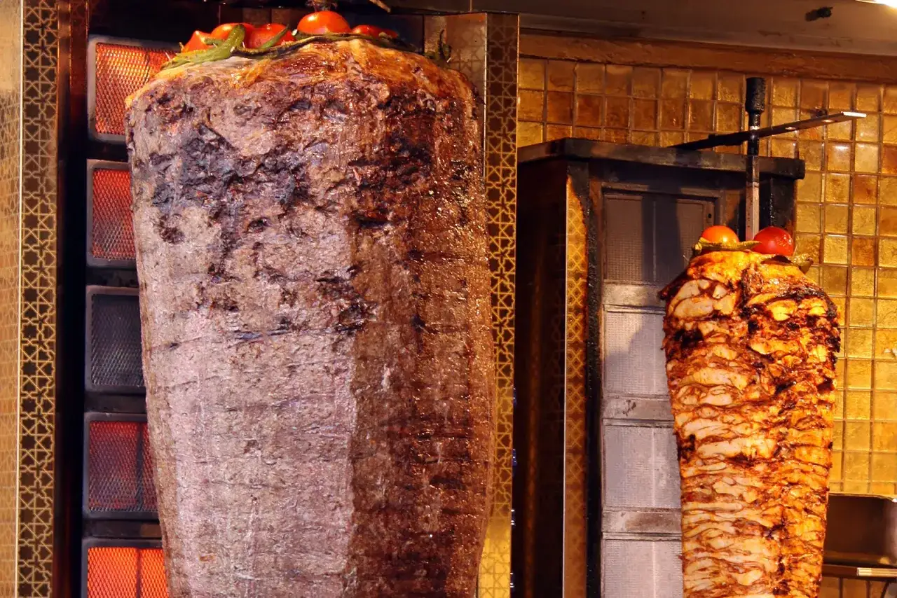 Ile można zarobić na kebabie? Zaskakujące fakty o zarobkach
