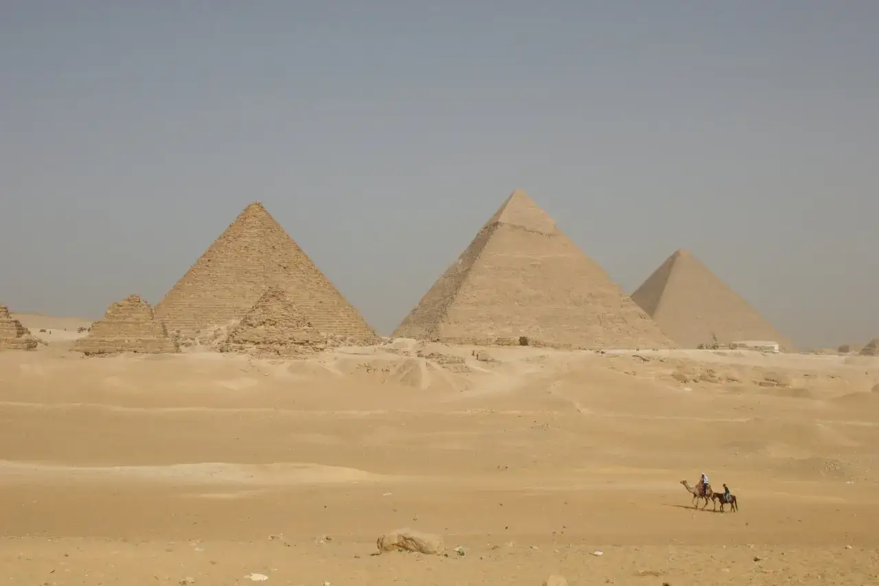 Które starożytne kraje istniały nad morzem śródziemnym i ich wpływ na historię