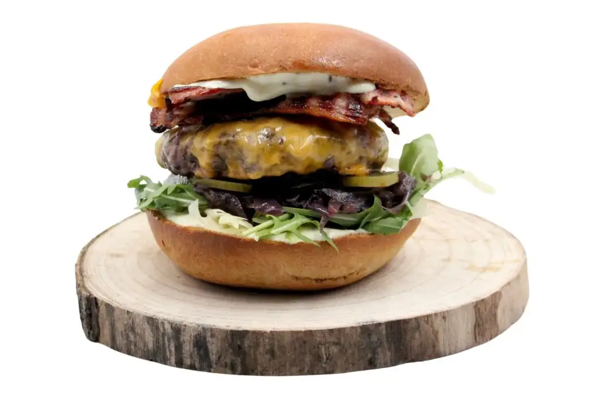 Burger, który się nie rozpada? Opanuj sztukę składania!