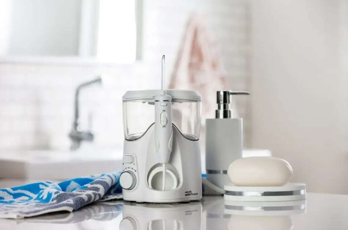 Irygator czy szczoteczka soniczna? Odkryj złoty standard higieny!