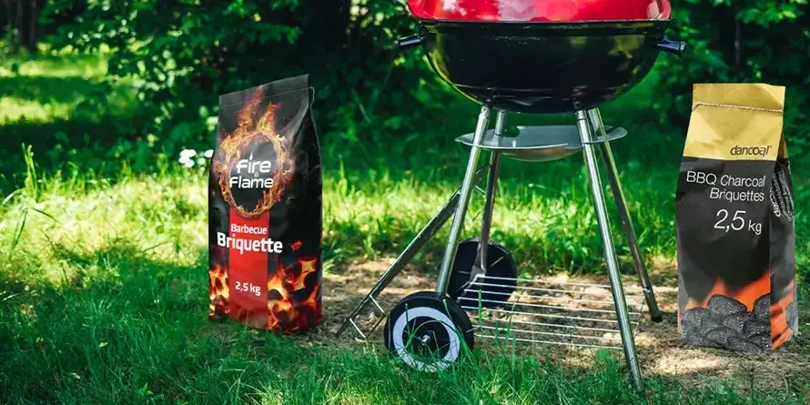 Co lepsze brykiet czy węgiel drzewny? Porównanie zalet i wad