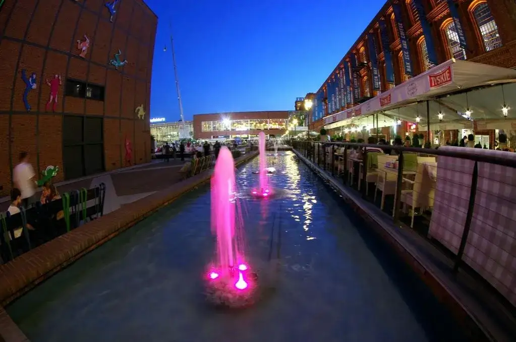 Teatr Mały w Łodzi - historia, repertuar i lokalizacja w Manufakturze