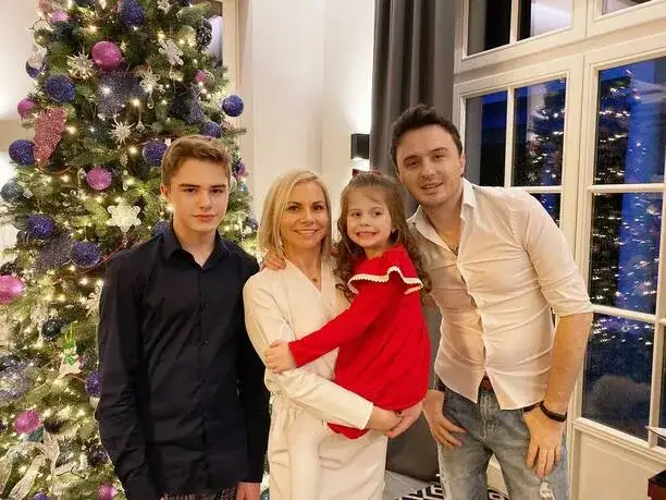 Patryk Pegza ile ma lat? Zaskakujące fakty o liderze After Party