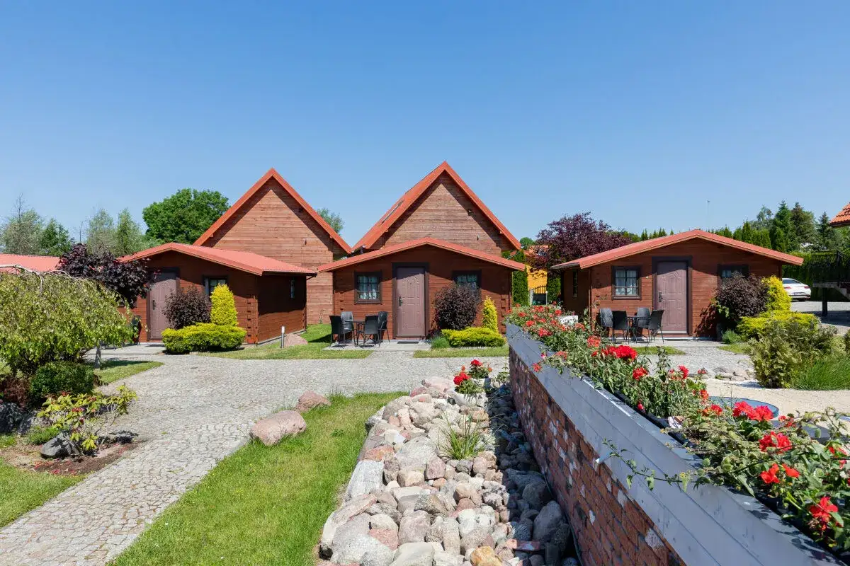 Dworek w Skibnie: Zabytkowa rezydencja idealne wesele i relaks