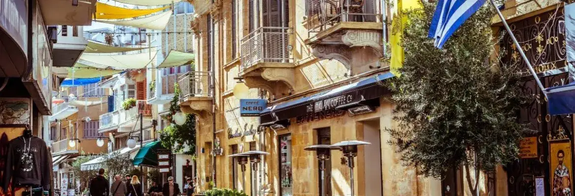 ¿Dónde viajar en noviembre? Descubre destinos y ahorra desde España