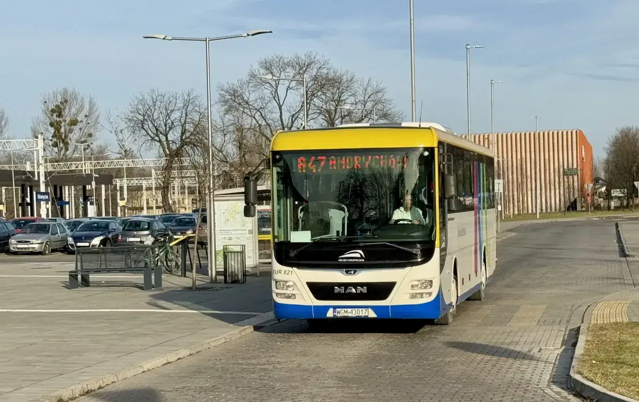 Ile kosztuje przejazd Oświęcim-Kraków? Aktualne ceny i rozkłady