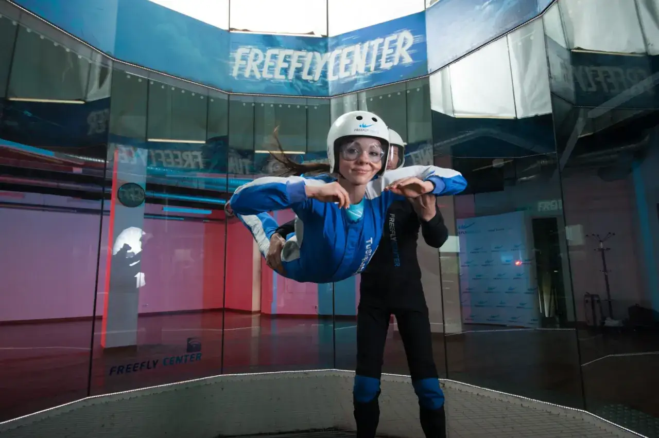 Lot w tunelu aerodynamicznym jako wyjątkowy prezent pełen emocji