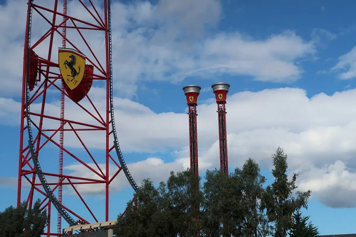 Ferrari Land: Atracciones, adrenalina y consejos para tu visita