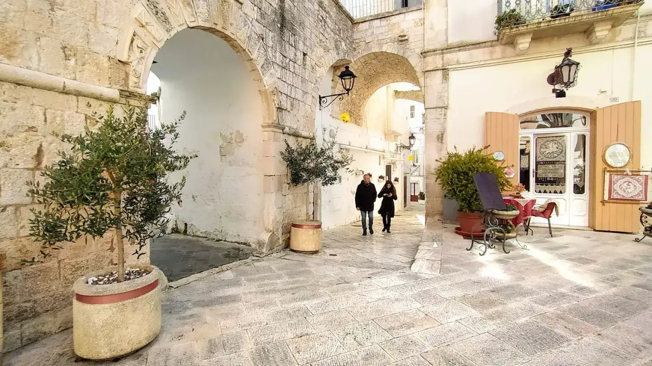 Locorotondo: Co zobaczyć w perle Valle d'Itria? Top atrakcje