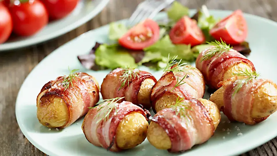 Jakie przekąski na grilla? 10 łatwych i smacznych przepisów, które zaskoczą