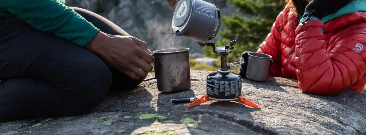 Jaką kuchenkę na kemping wybrać, by uniknąć problemów?
