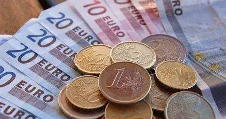 Jaka waluta obowiązuje w Grecji i co musisz o niej wiedzieć?