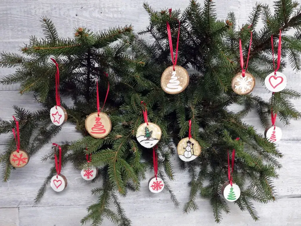  Drewniane dekoracje i ozdoby świąteczne na Boże Narodzenie