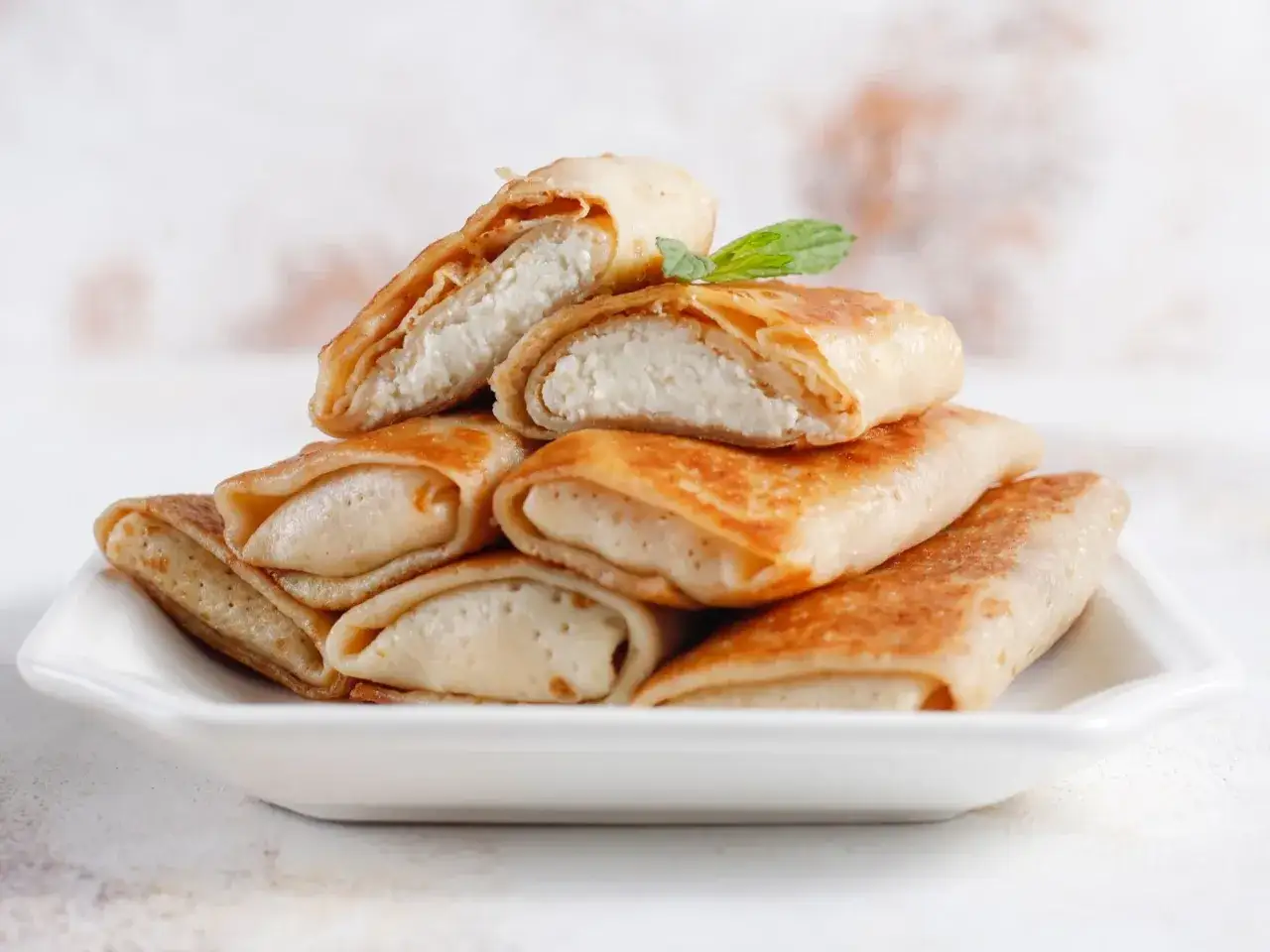 Z czym naleśniki na słodko? Smaki dzieciństwa i nowe inspiracje